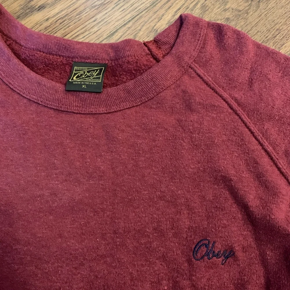 OBEY crewneck sweater - Picture 3 of 10